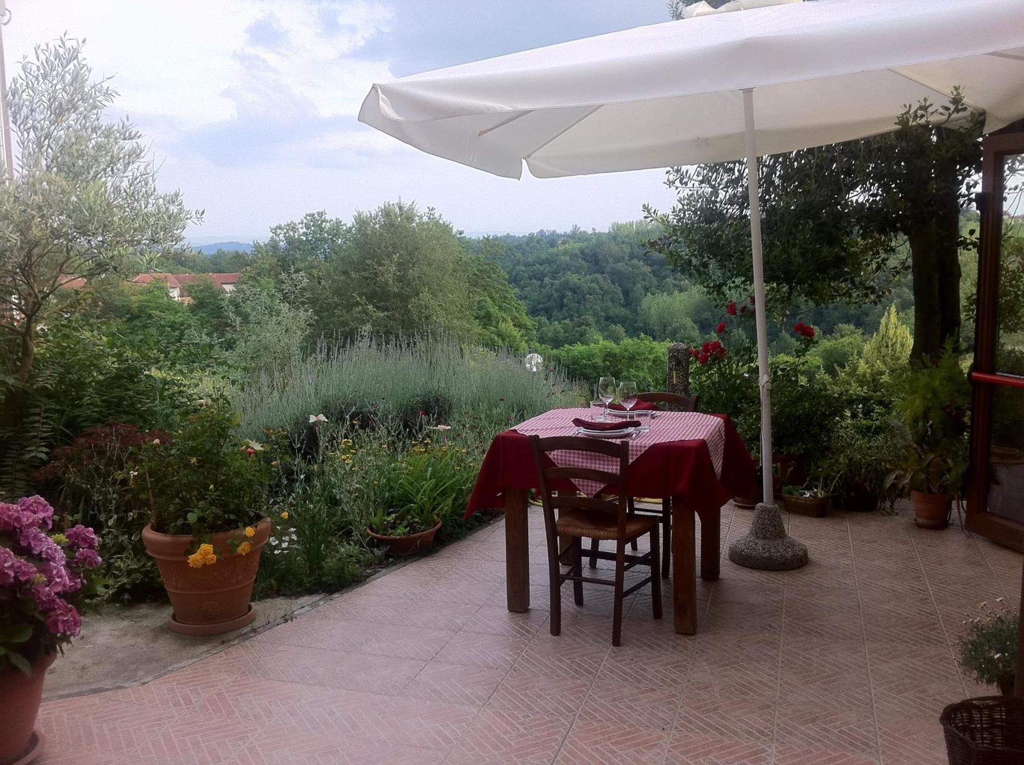 Agriturismo Tre Tigli Asti Exterior photo